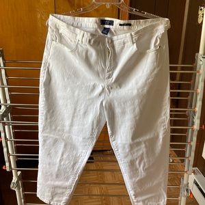 COPY - White jean capris